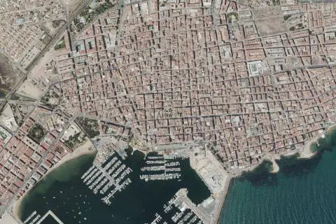 Imagen de Vivienda, locales y garaje en Torrevieja