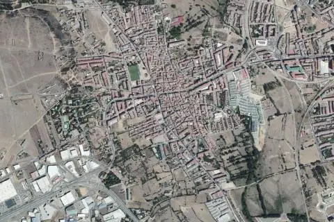 Imagen de Vivienda y garaje en Trobajo del Camino