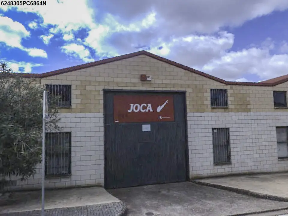 Imagen de Nave y 1 bien más en Olivenza