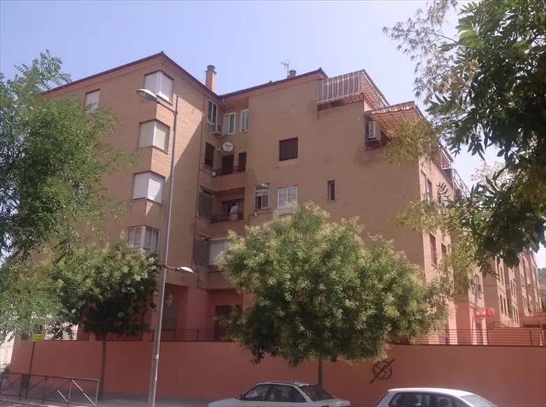 Imagen de Local y terreno en Granada